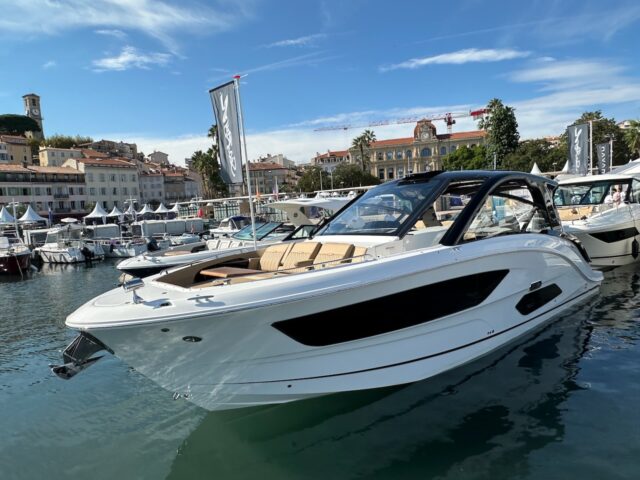 SEA RAY 370 SUNDANCER - DEMO - OFERTA SPECJALNA!