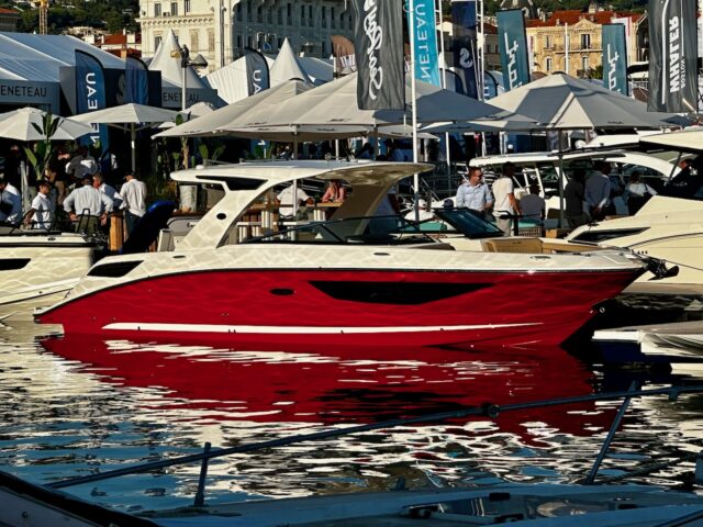 SEA RAY 350 SLX - DEMO - OFERTA SPECJALNA!