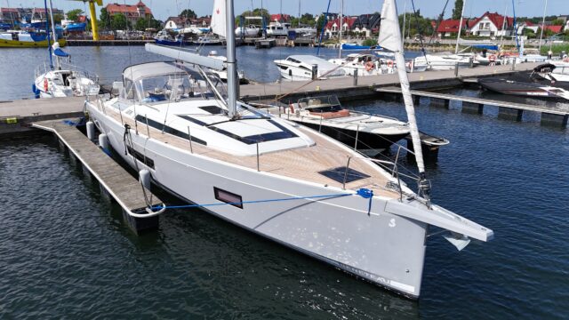 BENETEAU OCEANIS 51.1 - STAN IDEALNY - POLECAMY!